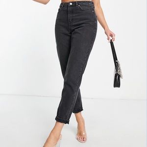 Topshop Mom Jeans in Washed Black size W25 L30
